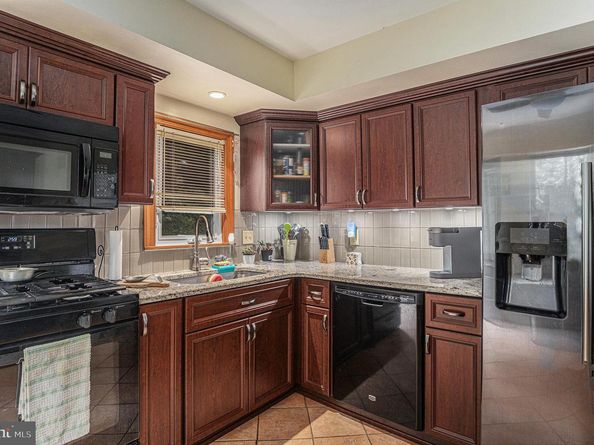 1585 Edgewood Avenue, Abington PA 19001