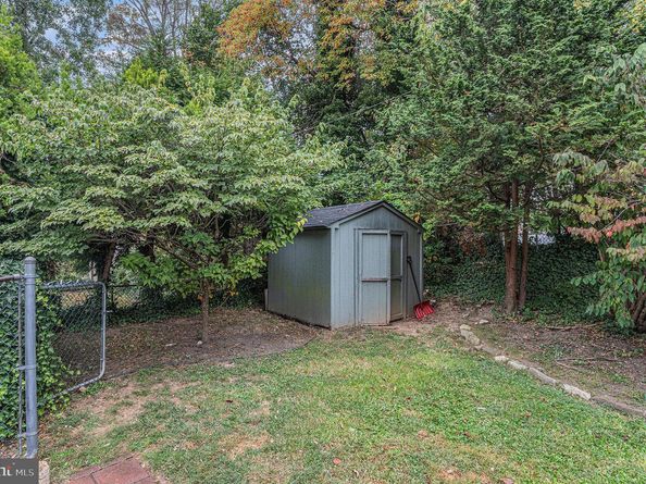 1585 Edgewood Avenue, Abington PA 19001