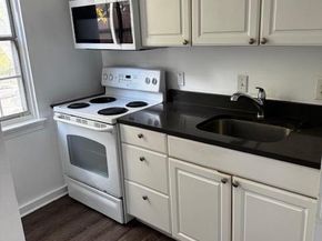 2 Auburn Court B, Alexandria VA 22305