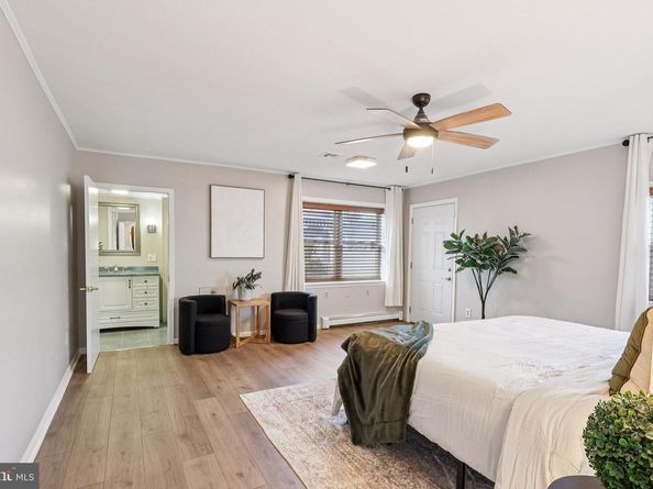 11 Crimson King Lane, Levittown PA 19055