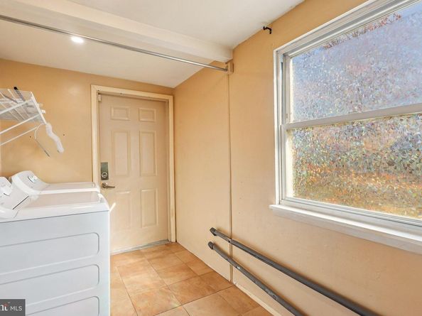 11 Crimson King Lane, Levittown PA 19055