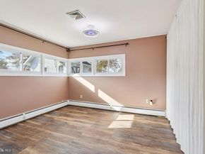 11 Crimson King Lane, Levittown PA 19055