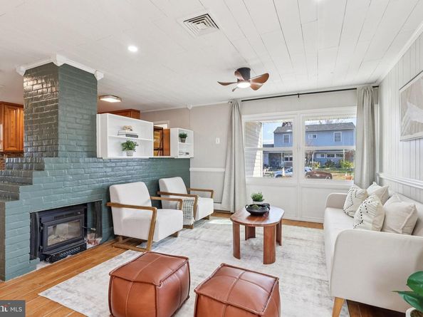 11 Crimson King Lane, Levittown PA 19055