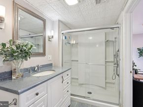 11 Crimson King Lane, Levittown PA 19055