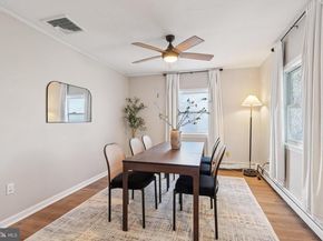 11 Crimson King Lane, Levittown PA 19055