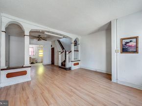 1907 S 10TH Street, Philadelphia PA 19148