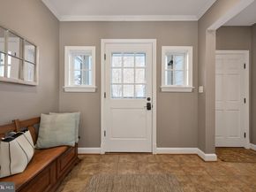 5934 16TH Street N, Arlington VA 22205