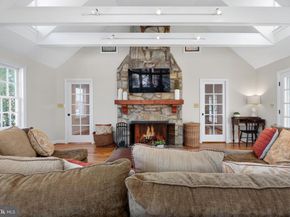 5934 16TH Street N, Arlington VA 22205