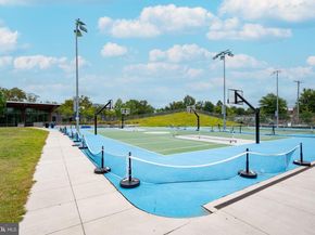 5934 16TH Street N, Arlington VA 22205