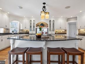 5934 16TH Street N, Arlington VA 22205