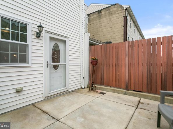 2651 Edgemont Street, Philadelphia PA 19125