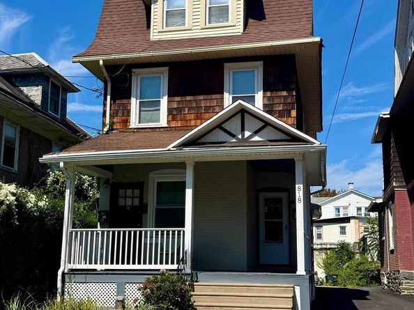 818 Clifford Avenue, Ardmore PA 19003