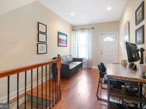 1112 S Alder Street, Philadelphia PA 19147