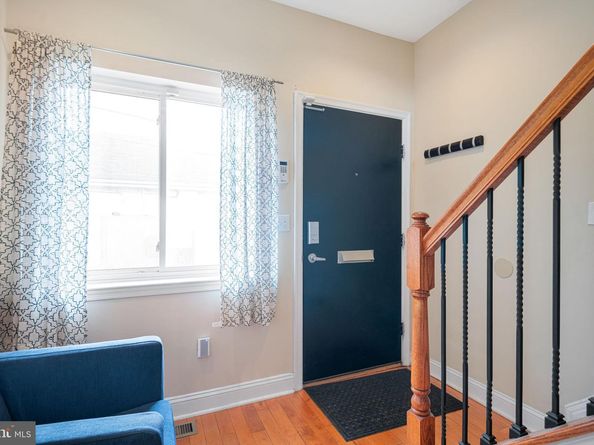 1112 S Alder Street, Philadelphia PA 19147