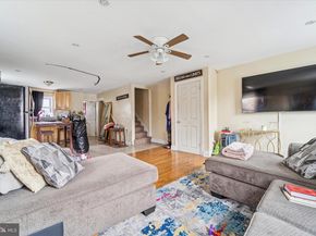 4 Creek Avenue, Darby PA 19023