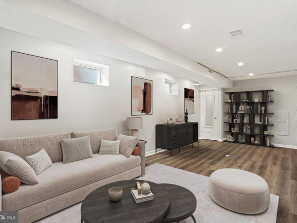 32 Underwood Street NW, Washington DC 20012