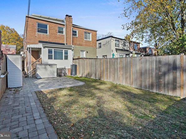 32 Underwood Street NW, Washington DC 20012