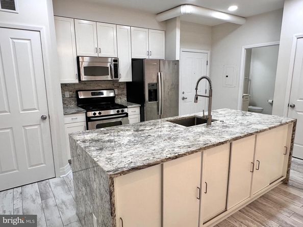 1201 N Garfield Street 408, Arlington VA 22201