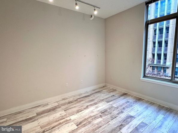 1201 N Garfield Street 408, Arlington VA 22201