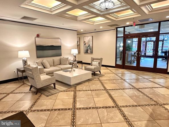 1201 N Garfield Street 408, Arlington VA 22201