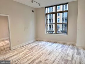 1201 N Garfield Street 408, Arlington VA 22201
