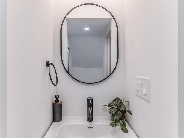 413 S 51st Street, Philadelphia PA 19143