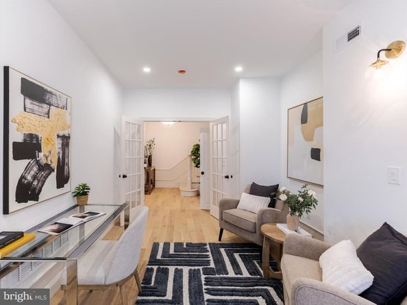 413 S 51st Street, Philadelphia PA 19143