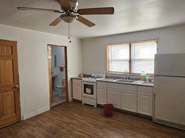 643 Moore Street, Philadelphia PA 19148