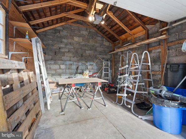 837 Alexander Avenue, Drexel Hill PA 19026