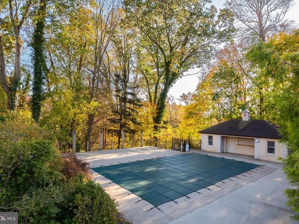 62 Parkridge Drive, Bryn Mawr PA 19010