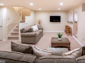 62 Parkridge Drive, Bryn Mawr PA 19010