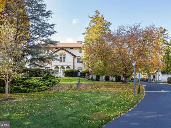 62 Parkridge Drive, Bryn Mawr PA 19010