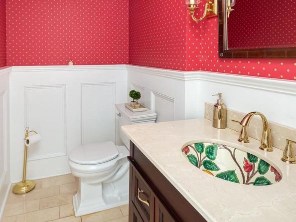 62 Parkridge Drive, Bryn Mawr PA 19010