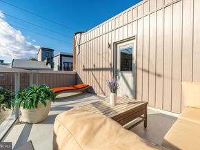 939 New Market Street, Philadelphia PA 19123