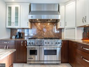 939 New Market Street, Philadelphia PA 19123