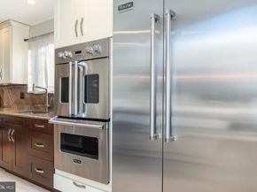 939 New Market Street, Philadelphia PA 19123