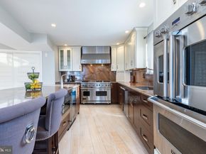 939 New Market Street, Philadelphia PA 19123