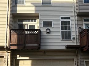 966 Harrison Circle, Alexandria VA 22304