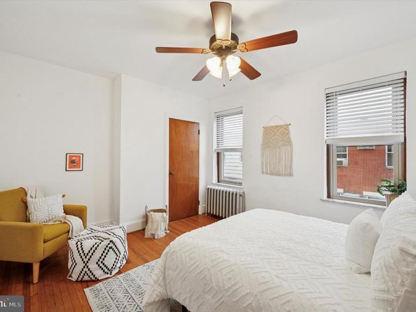 938 Daly Street, Philadelphia PA 19148