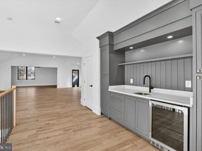 1615 N Wakefield Street, Arlington VA 22207