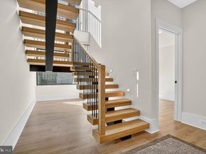 1615 N Wakefield Street, Arlington VA 22207