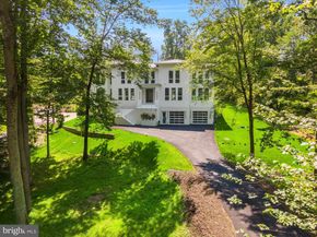 8757 Brook Road, Mclean VA 22102