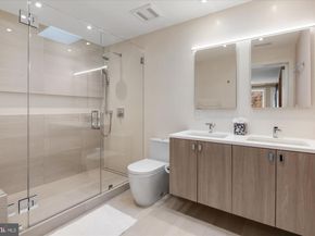 7313 Woodmont Avenue R, Bethesda MD 20814