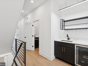 530 E Brinton Street, Philadelphia PA 19144