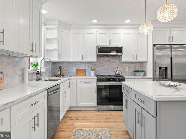 1210 E Cardeza Street, Philadelphia PA 19119