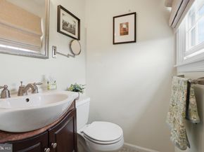 7825 Calvert Street, Philadelphia PA 19152