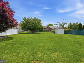 7825 Calvert Street, Philadelphia PA 19152
