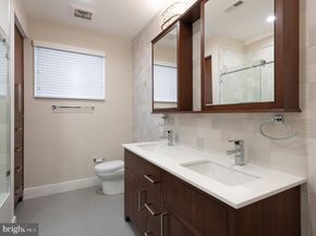 432 Gaskill Street, Philadelphia PA 19147