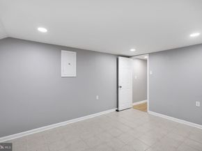 208 N Furman Street, Alexandria VA 22304