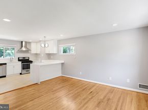 208 N Furman Street, Alexandria VA 22304